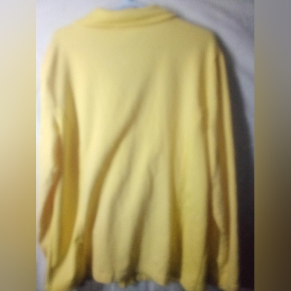 Women's jacket - Picture 2 of 3